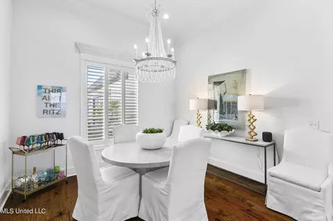 Dining - 1010 Sapphire Xing, Flowood, MS 39232 photo 2 of 2
