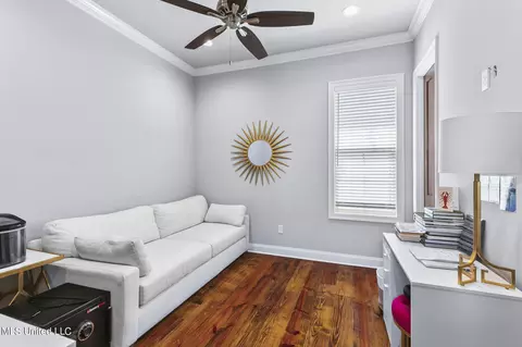 Living - 1010 Sapphire Xing, Flowood, MS 39232 photo 9 of 10