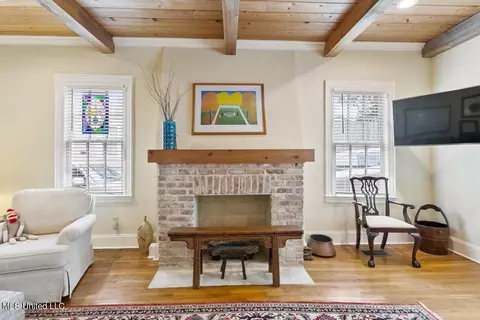 Living - 1833 Saint Ann St, Jackson, MS 39202 photo 10 of 11