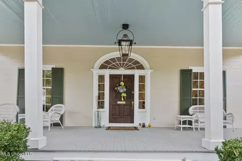 Exterior - 1833 Saint Ann St, Jackson, MS 39202 photo 7 of 7
