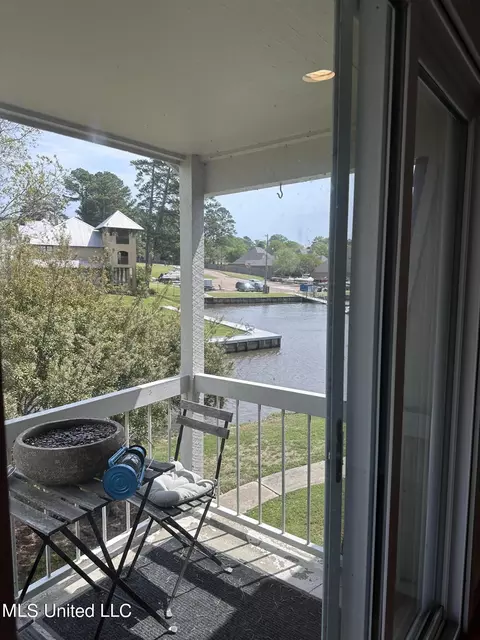 Exterior - 550 Post Rd #303, Ridgeland, MS 39157 photo 5 of 5