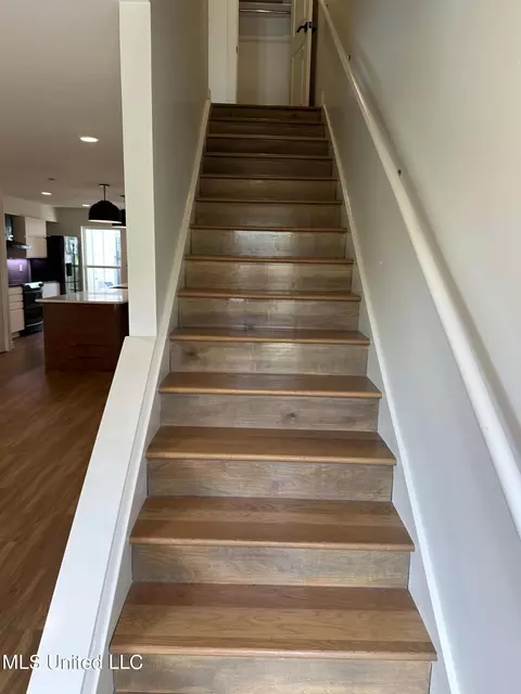 Entry Way - 550 Post Rd #303, Ridgeland, MS 39157 photo 1 of 2