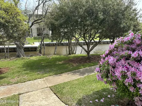 View/Area - 550 Post Rd #303, Ridgeland, MS 39157 photo 1 of 2