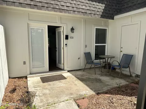 Exterior - 550 Post Rd #303, Ridgeland, MS 39157 photo 2 of 5