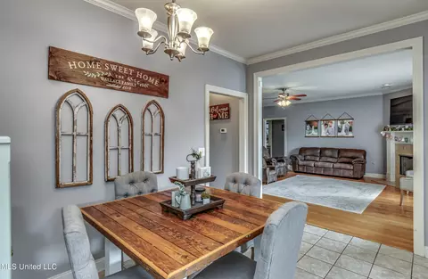 Dining - 439 Pecan Cir, Brandon, MS 39042 photo 1 of 1