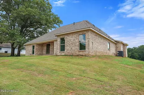Exterior - 978 Mullican Rd, Florence, MS 39073 photo 7 of 7