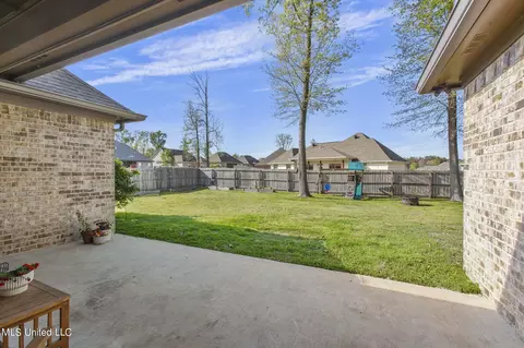 Exterior - 267 Buckhead Dr, Madison, MS 39110 photo 3 of 5