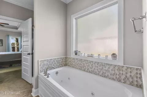 Bath - 267 Buckhead Dr, Madison, MS 39110 photo 3 of 4
