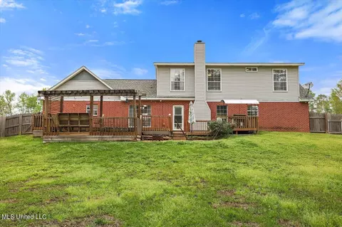 Exterior - 104 Rustic Dr, Brandon, MS 39047 photo 8 of 9