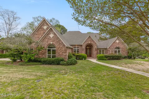 94 Woodland Hills Blvd, Madison, MS 39110
