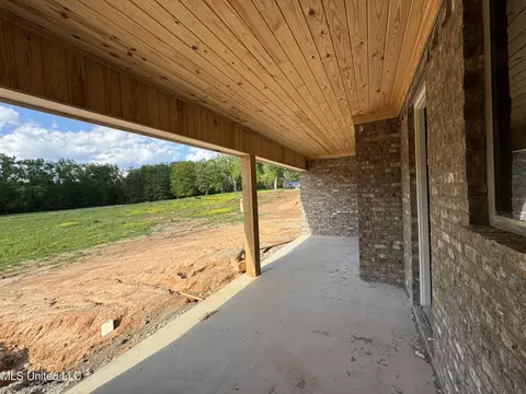 Exterior - 984 Mullican Rd, Florence, MS 39073 photo 8 of 10