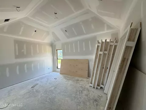 Exterior - 984 Mullican Rd, Florence, MS 39073 photo 3 of 10