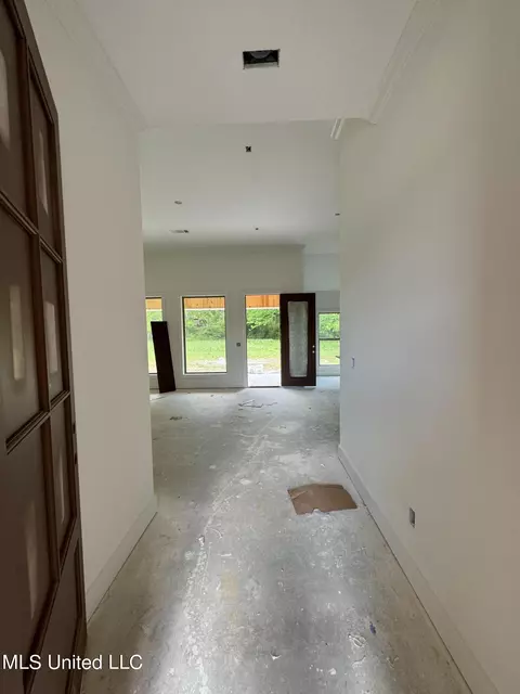Entry Way - 995 Mullican Rd, Florence, MS 39073 photo 1 of 3