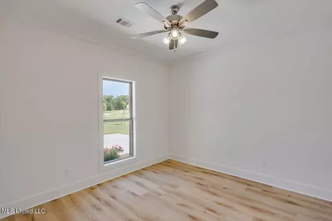 Bedroom - 995 Mullican Rd, Florence, MS 39073 photo 3 of 4