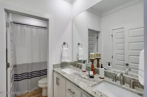 Bath - 995 Mullican Rd, Florence, MS 39073 photo 6 of 6