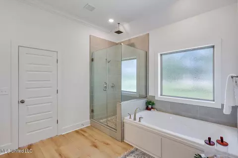 Bath - 995 Mullican Rd, Florence, MS 39073 photo 5 of 6