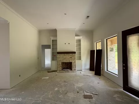Living - 995 Mullican Rd, Florence, MS 39073 photo 1 of 1
