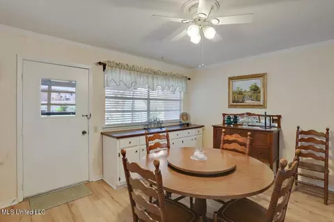 Dining - 22 Crosswoods Rd, Brandon, MS 39042 photo 1 of 2