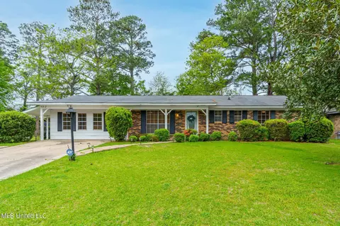 732 Grace Ave, Hattiesburg, MS 39401