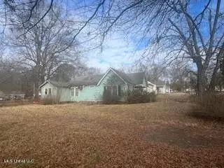 407 Lassiter St, Corinth, MS 38834 photo 5