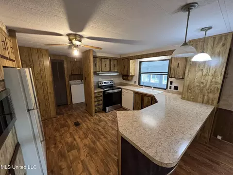 489 Line St, Byram, MS 39272 photo 14