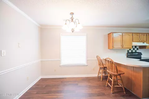 Dining - 7080 Olive Ridge Dr, Olive Branch, MS 38654 photo 1 of 2