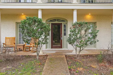 Exterior - 30 Moss Forest Cir, Jackson, MS 39211 photo 5 of 12