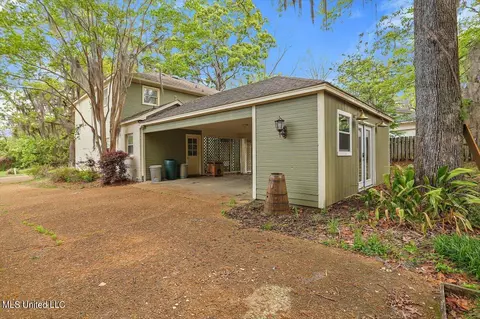 Exterior - 30 Moss Forest Cir, Jackson, MS 39211 photo 7 of 12