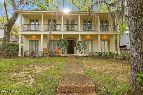 30 Moss Forest Cir, Jackson, MS 39211