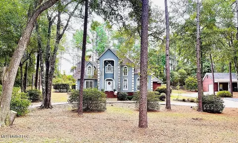 175 Burgundy Dr, Lucedale, MS 39452