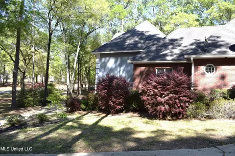 Exterior - 175 Burgundy Dr, Lucedale, MS 39452 photo 8 of 12
