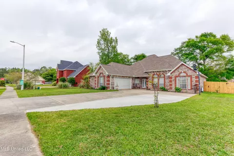 Exterior - 13316 River Rapid Dr, Biloxi, MS 39532 photo 2 of 5