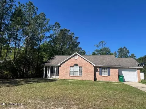 7916 Ridgecrest Cir, Biloxi, MS 39532