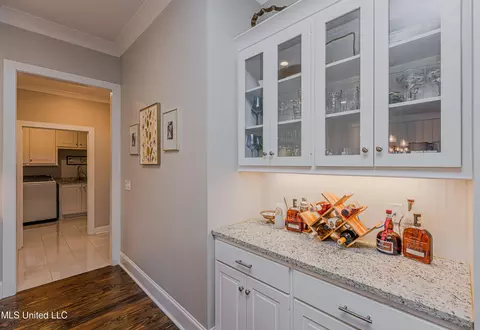 Kitchen - 124 Hampton Ln, Madison, MS 39110 photo 7 of 8
