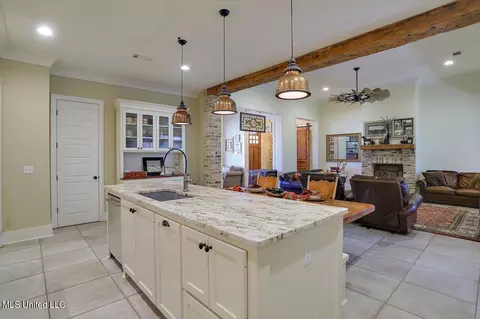 Kitchen - 521 Viewpointe Way, Clinton, MS 39056 photo 2 of 7