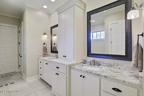 Bath - 521 Viewpointe Way, Clinton, MS 39056 photo 1 of 6