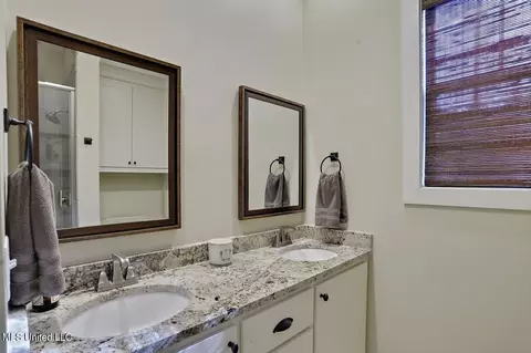 Bath - 521 Viewpointe Way, Clinton, MS 39056 photo 3 of 6