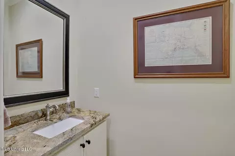 Bath - 521 Viewpointe Way, Clinton, MS 39056 photo 5 of 6