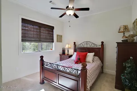 Bedroom - 521 Viewpointe Way, Clinton, MS 39056 photo 5 of 8