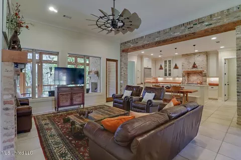 Living - 521 Viewpointe Way, Clinton, MS 39056 photo 1 of 6
