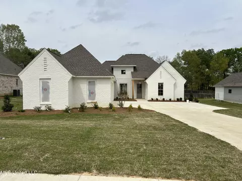 240 Kingswood Pl, Madison, MS 39110