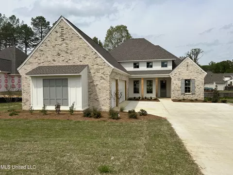 242 Kingswood Pl, Madison, MS 39110