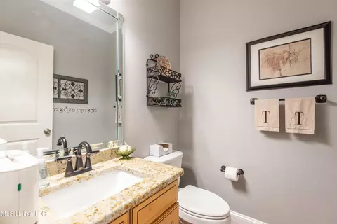 Bath - 5254 E Nail Rd #E, Olive Branch, MS 38654 photo 3 of 4
