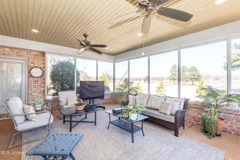 Exterior - 5254 E Nail Rd #E, Olive Branch, MS 38654 photo 4 of 12