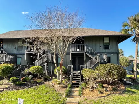 236 Lanai Villa St #J, Diamondhead, MS 39525