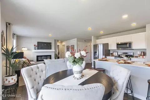 Dining - 43 Jaden Ct, Lucedale, MS 39452 photo 1 of 2