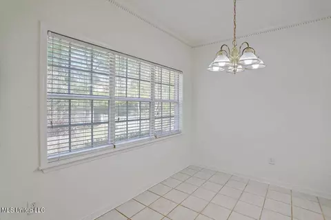 Bath - 1019 Cobblestone Pl, Brandon, MS 39042 photo 1 of 4