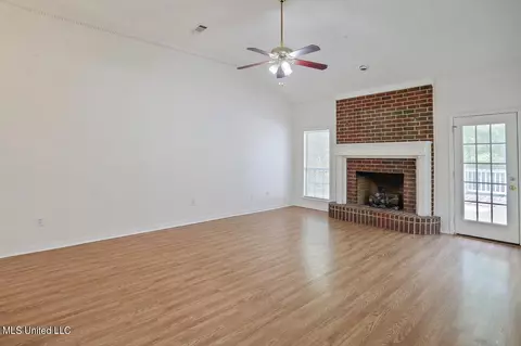 Living - 1019 Cobblestone Pl, Brandon, MS 39042 photo 2 of 2
