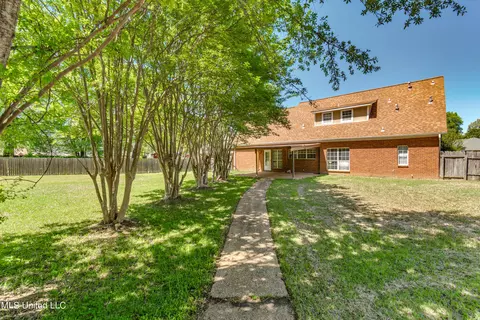 Exterior - 32 Hawthorne Hill Cv, Flowood, MS 39232 photo 15 of 19