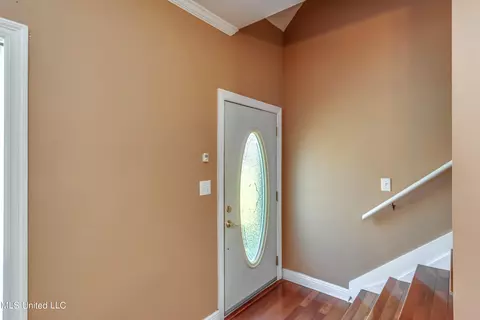 Entry Way - 32 Hawthorne Hill Cv, Flowood, MS 39232 photo 1 of 2